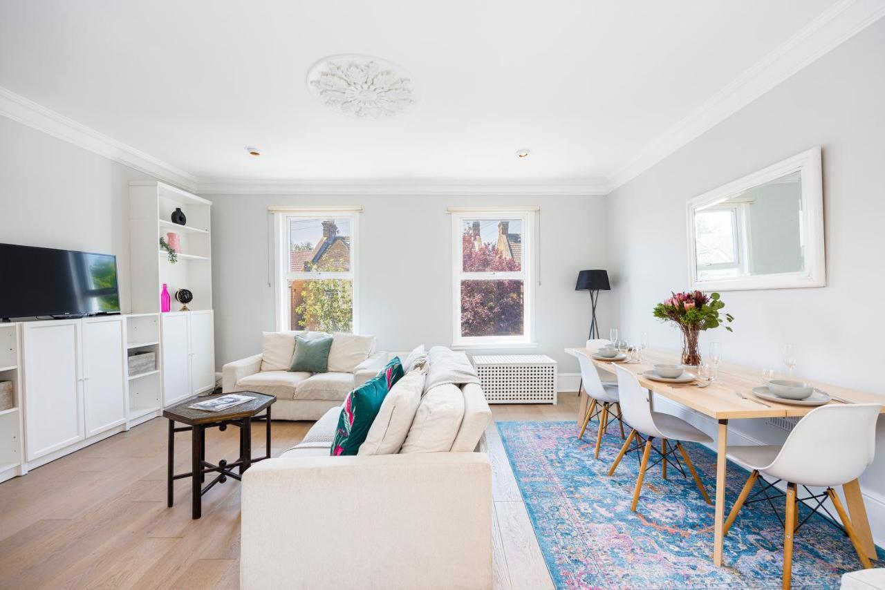 Welcomestay Colliers Wood Two Bed Apartment - Home Away From Home Londres Exterior foto